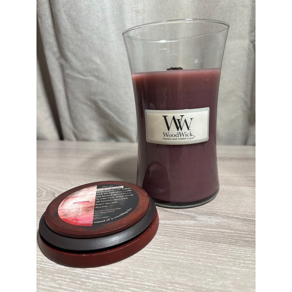 WoodWick Large Hourglass Candle 22oz Purple Wax Wooden Lid Crackling Wick Used - Picture 3 of 8